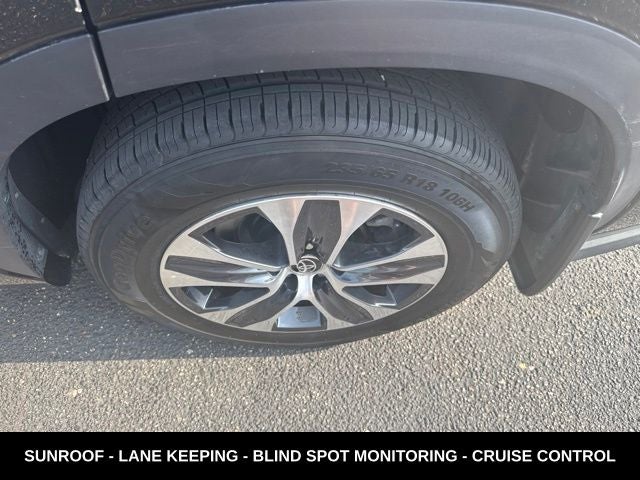 2021 Toyota Highlander XLE 4WD