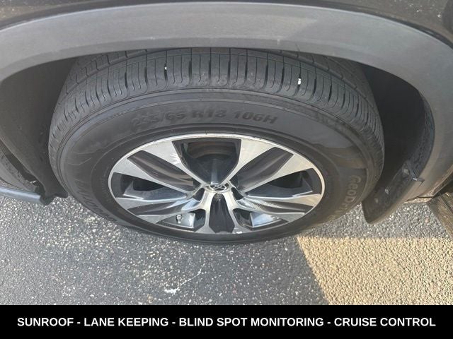 2021 Toyota Highlander XLE 4WD