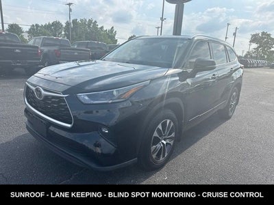 2021 Toyota Highlander XLE 4WD
