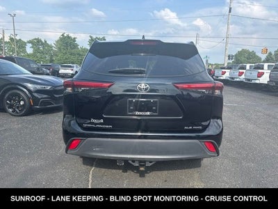 2021 Toyota Highlander XLE 4WD