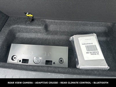 2024 Nissan Armada SV 5.6L 400HP 4WD