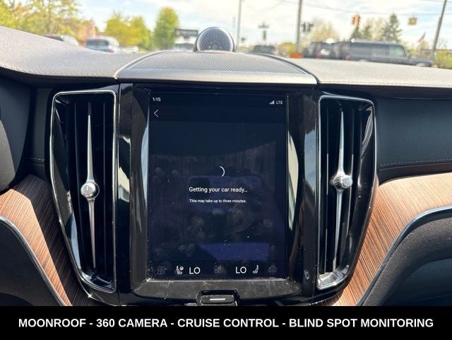 2023 Volvo XC60 B5 Ultimate Bright Theme AWD