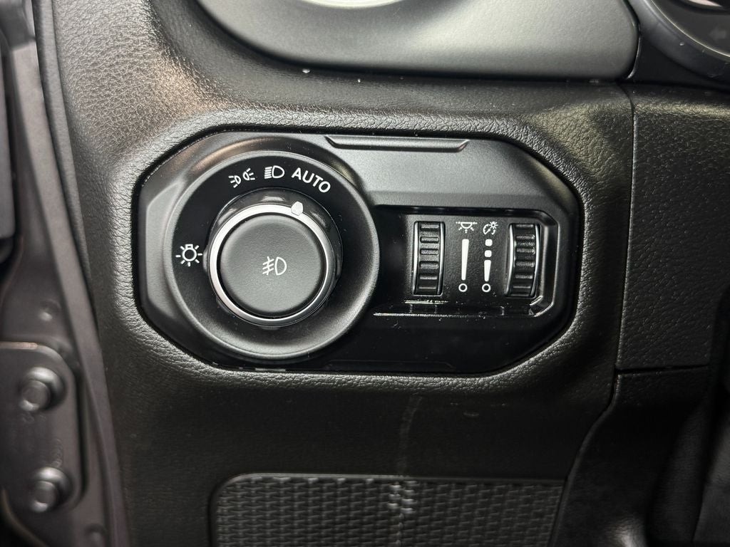 2021 Jeep Wrangler Unlimited Sahara Cold Weather Group