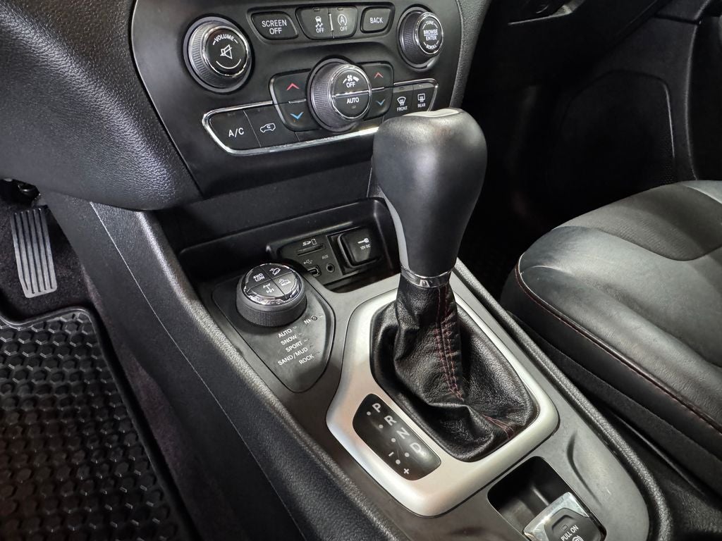 2017 Jeep Cherokee Trailhawk