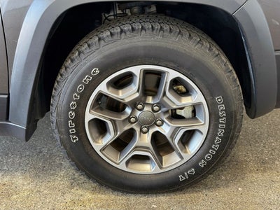 2022 Jeep Cherokee Trailhawk Sunroof