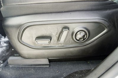 2023 Jeep Grand Cherokee Altitude X Power Sunroof & Radio: Uconnect 5 w/8.4" Display &