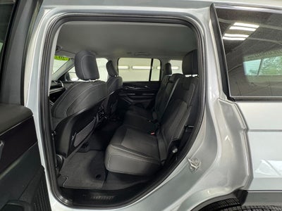 2023 Jeep Grand Cherokee Laredo Luxury Tech Group I