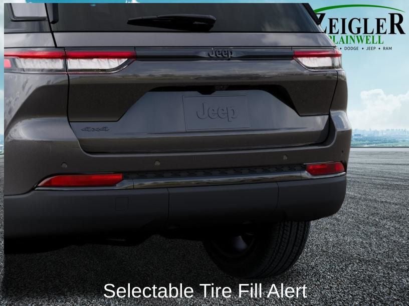 2025 Jeep Grand Cherokee Laredo 4x4