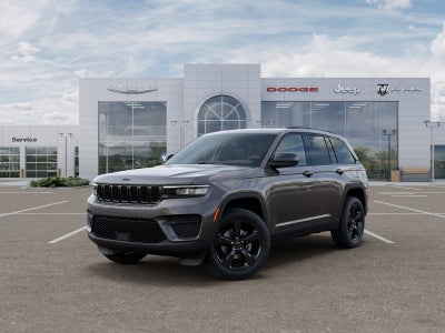 2025 Jeep Grand Cherokee Laredo 4x4