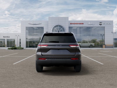 2025 Jeep Grand Cherokee Laredo 4x4