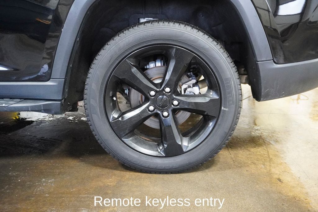 2024 Jeep Grand Cherokee Limited Navigation System & Dual-Pane Panoramic Sunroof