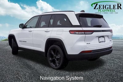2023 Jeep Grand Cherokee Limited Blackout Package with Navigation