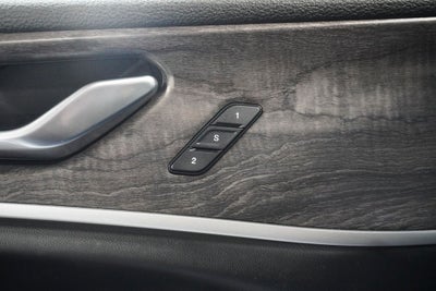 2023 Jeep Grand Cherokee Limited Blackout Package with Navigation