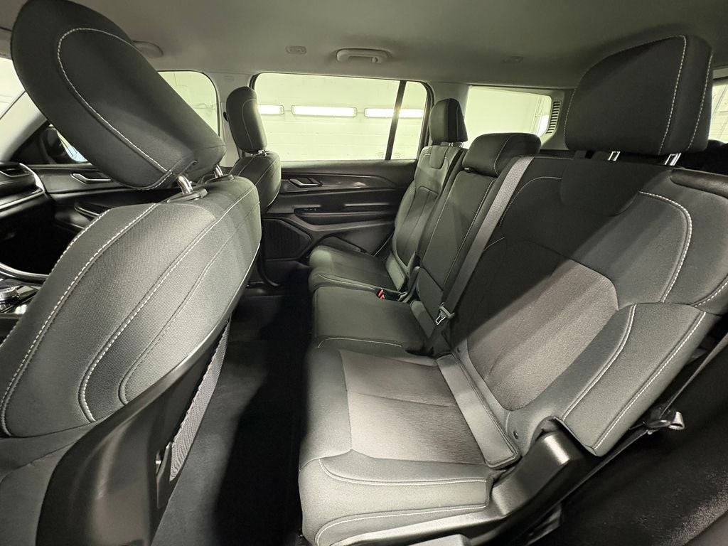 2023 Jeep Grand Cherokee L Laredo Radio: Uconnect 5 w/8.4" Display