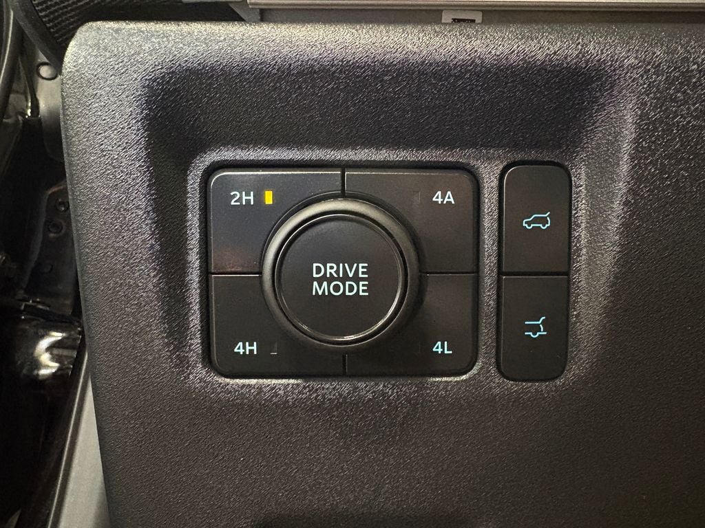 2025 Ford Expedition Active Navigation System