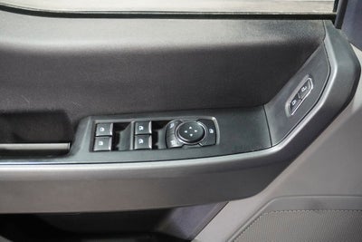 2024 Ford F-250SD XLT Exterior Parking Camera Rear & Apple Carplay with