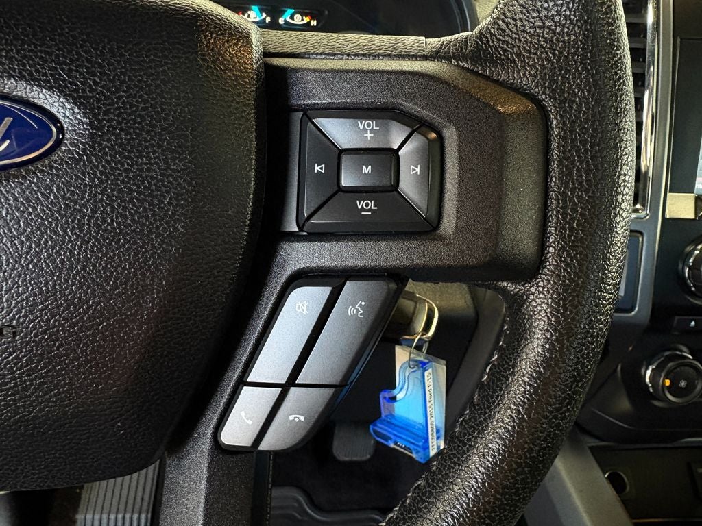 2015 Ford F-150 XLT Twin Panel Moonroof