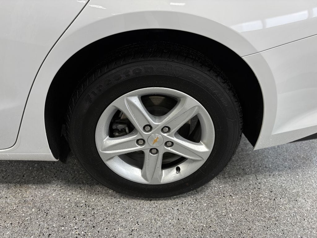 2024 Chevrolet Malibu LS 1FL