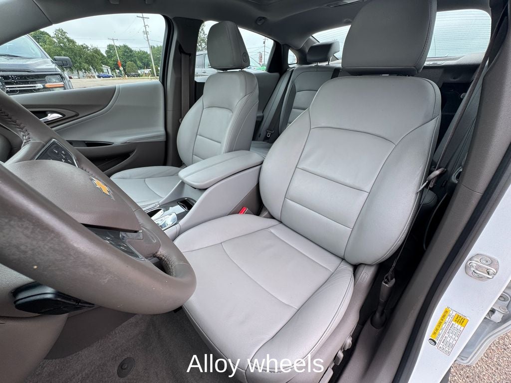 2017 Chevrolet Malibu LT Power Sunroof