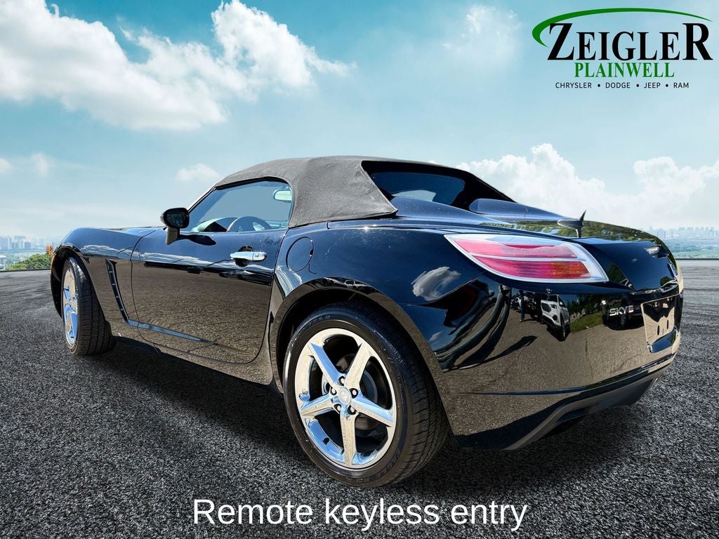 2007 Saturn Sky Red Line Convertible roof