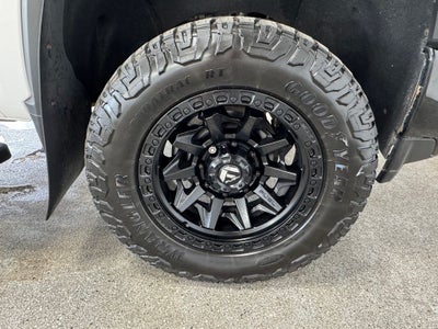 2022 Chevrolet Silverado 2500HD Custom Suspension Package