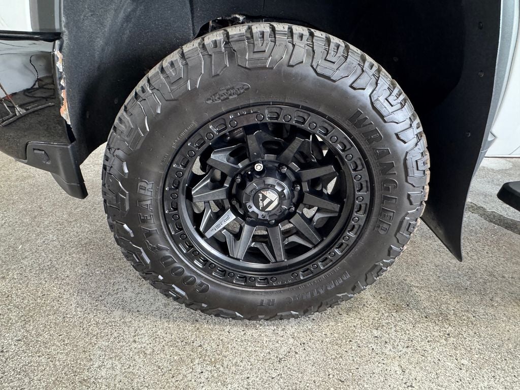 2022 Chevrolet Silverado 2500HD Custom Suspension Package