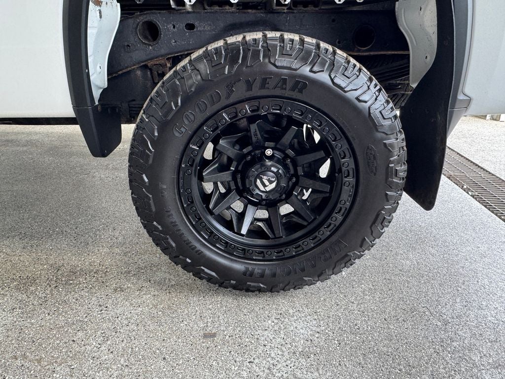 2022 Chevrolet Silverado 2500HD Custom Suspension Package