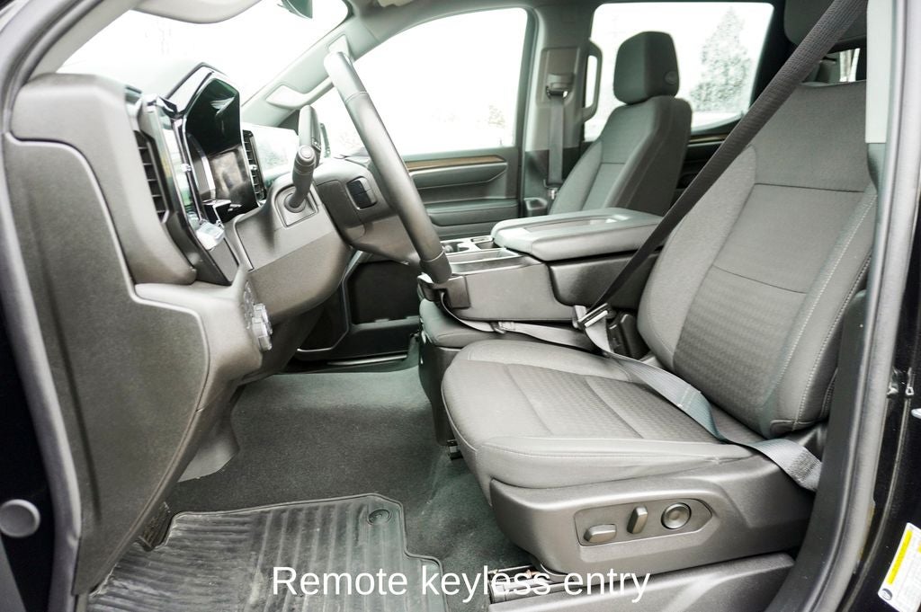 2025 Chevrolet Silverado 1500 LT Navigation System & 12.3" Multicolor Reconfigurabl