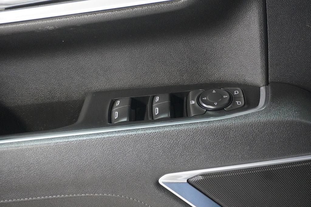 2025 Chevrolet Silverado 1500 LT Navigation System & 12.3" Multicolor Reconfigurabl