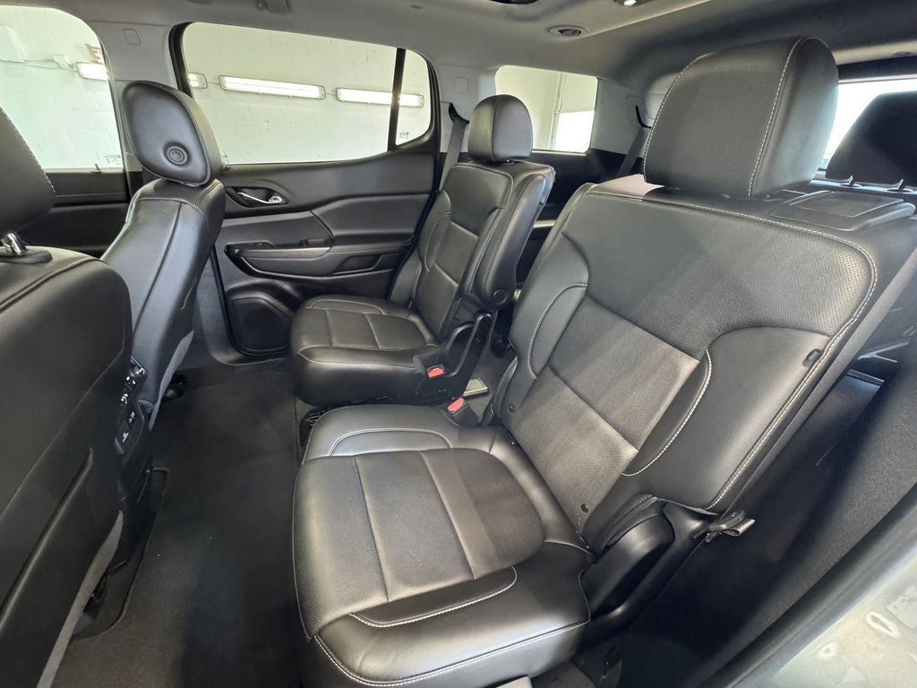 2023 GMC Acadia SLT Elevation Edition