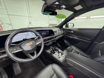 2024 Cadillac XT4 Sport Navigation system