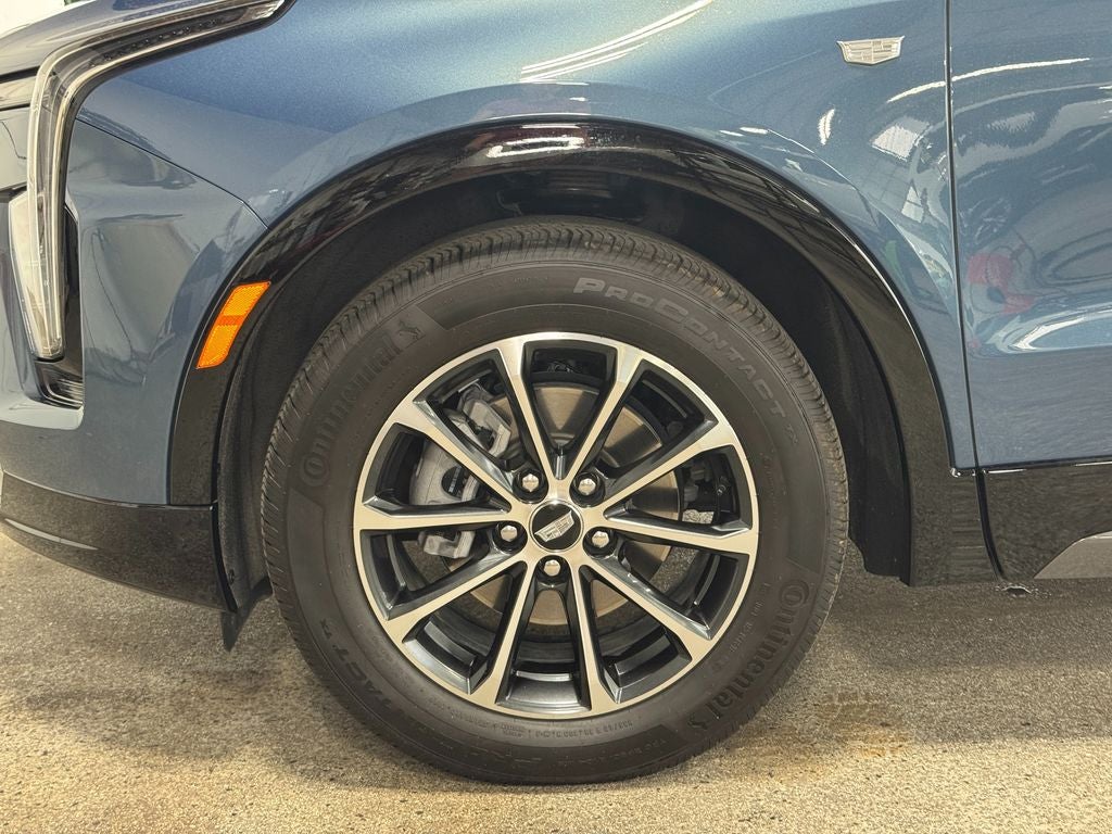 2024 Cadillac XT4 Sport Navigation system