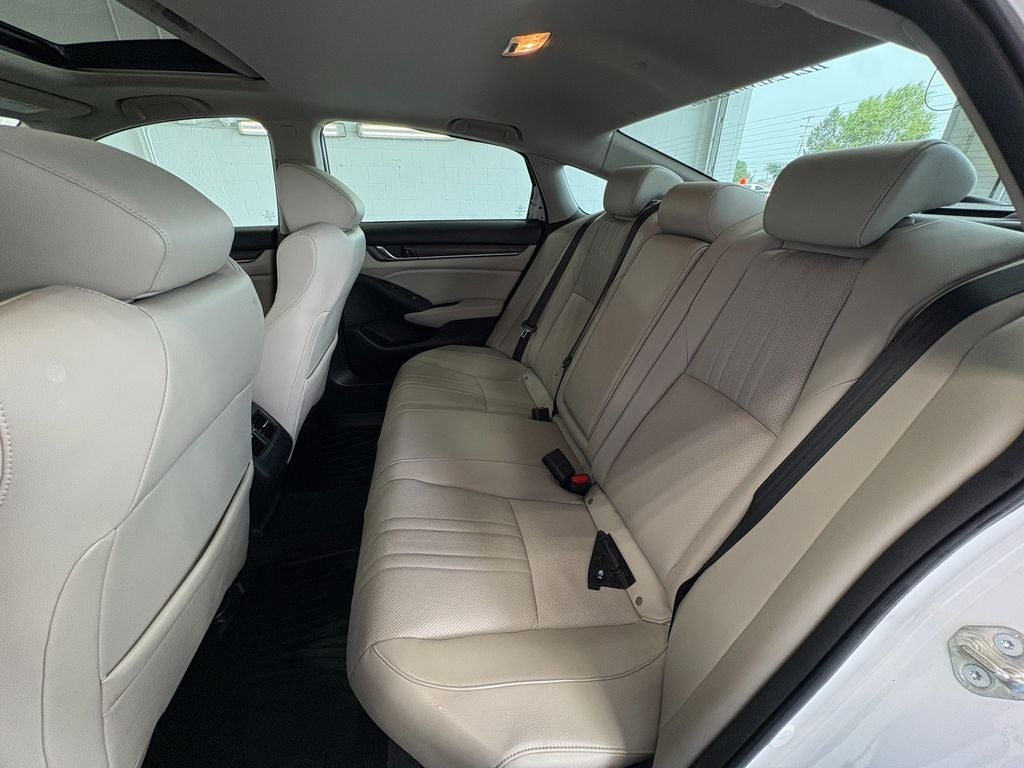 2018 Honda Accord Touring Power moonroof