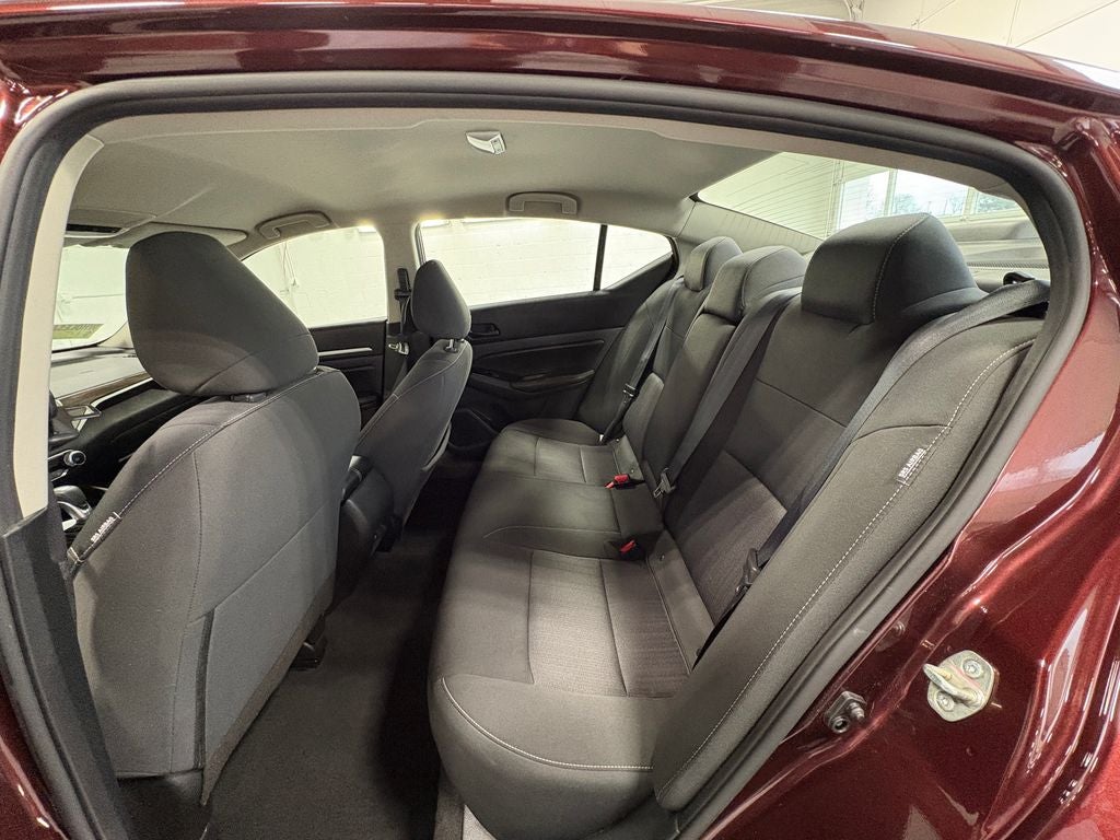 2023 Nissan Altima 2.5 SV Apple Car Play