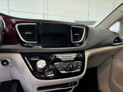 2019 Chrysler Pacifica Limited Navigation System