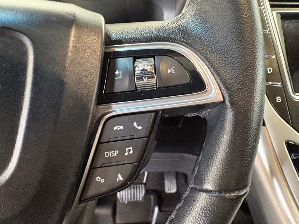 2019 Lincoln Nautilus Standard Alloy wheels