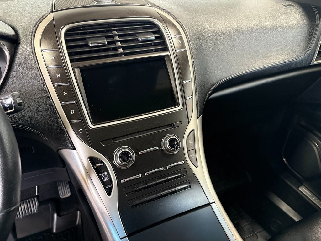 2019 Lincoln Nautilus Standard Alloy wheels