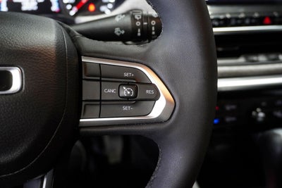 2023 Jeep Compass Latitude Lux Apple CarPlay/Android Auto