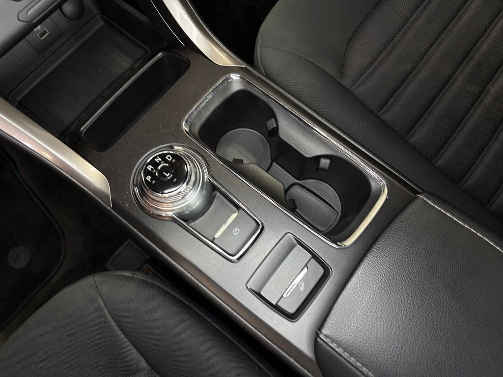 2017 Ford Fusion SE SYNC Communications & Entertainment System