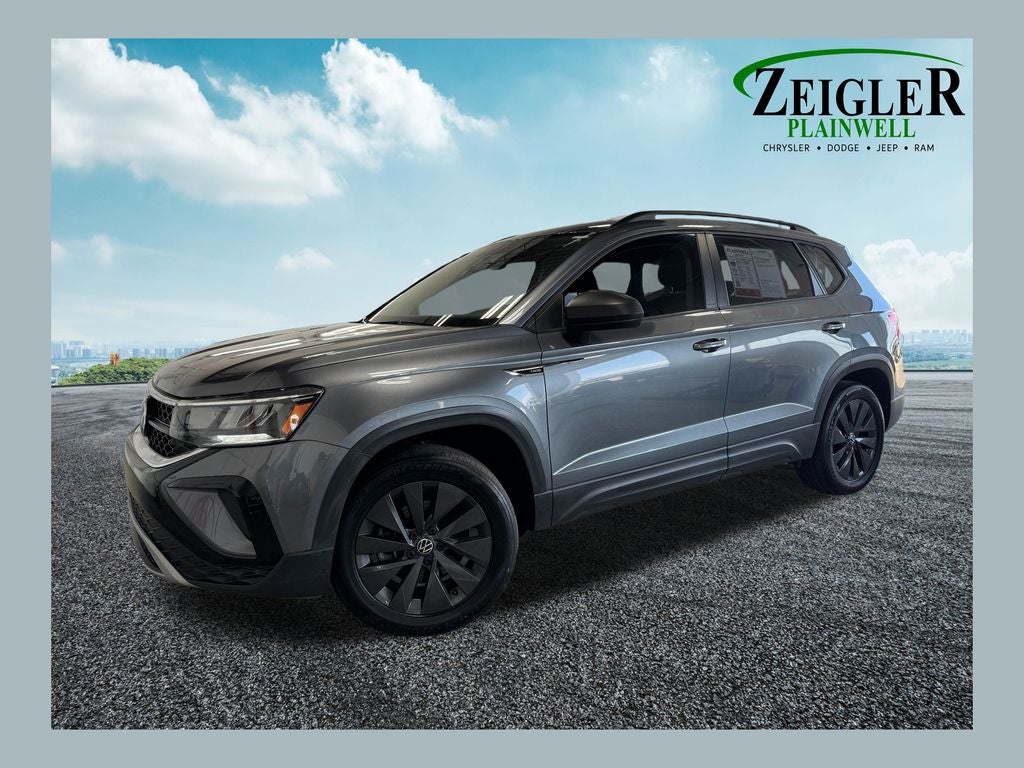 2022 Volkswagen Taos 1.5T S Alloy wheels