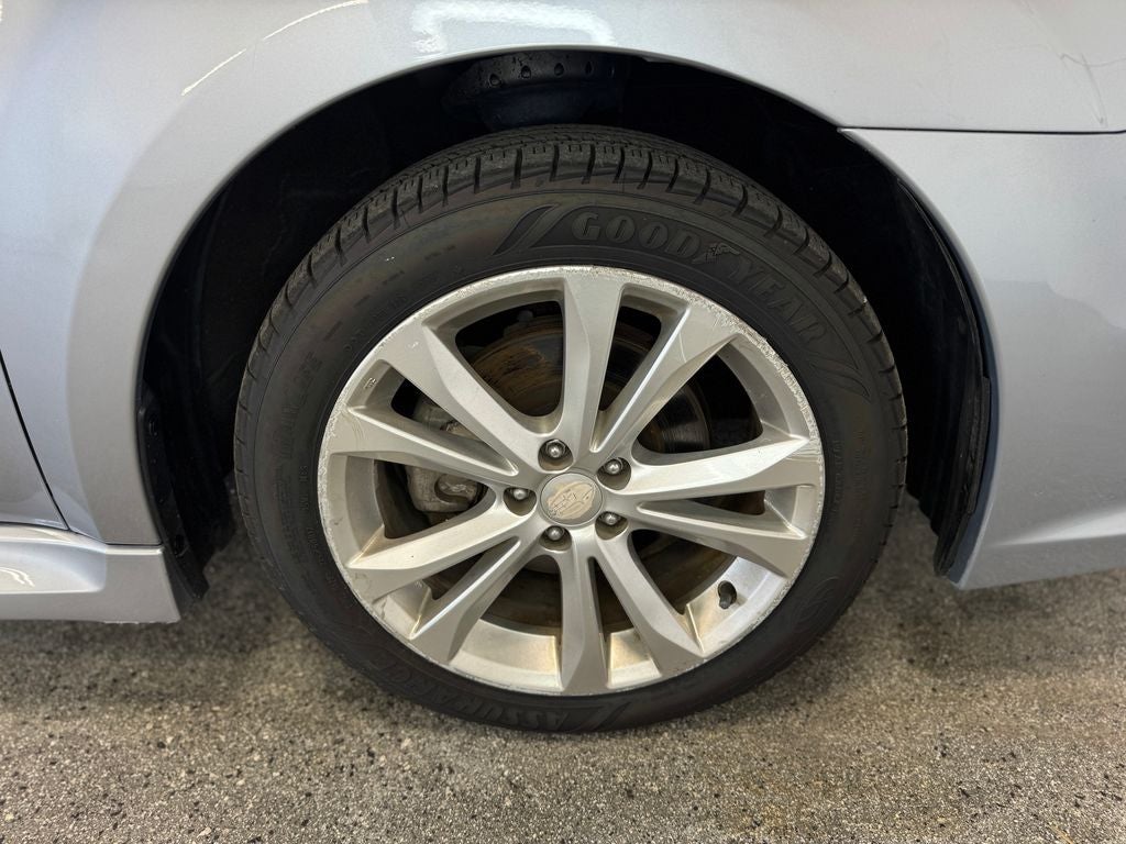 2013 Subaru Legacy 2.5i Premium