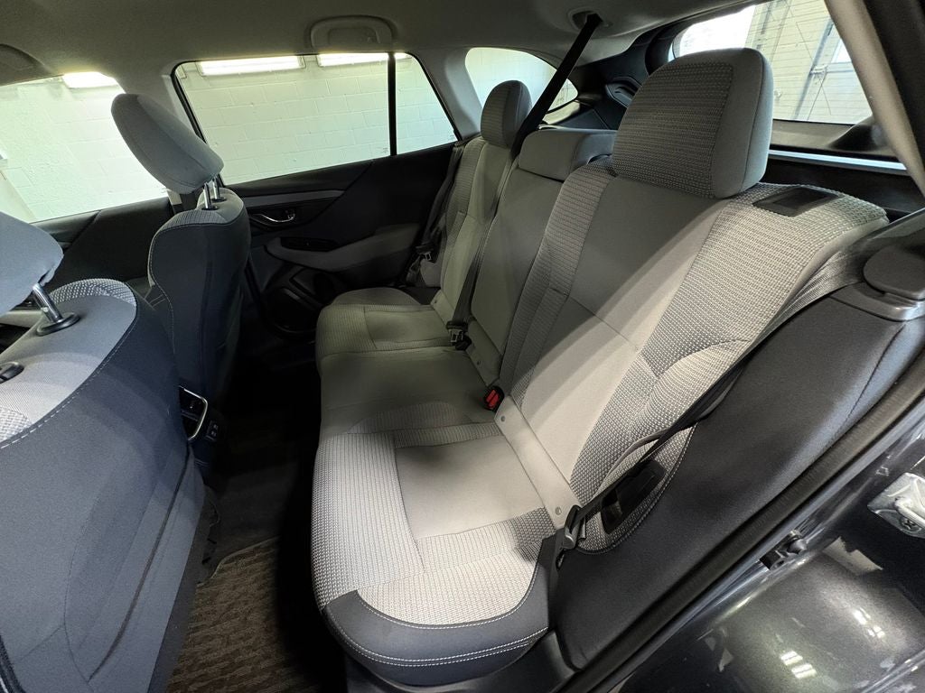 2022 Subaru Outback Premium STARLINK/Apple CarPlay/Android Auto