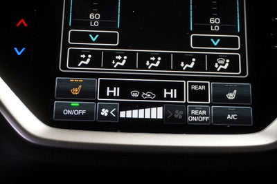 2024 Subaru Ascent Limited STARLINK/Apple CarPlay/Android Auto