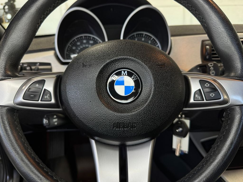 2005 BMW Z4 2.5i