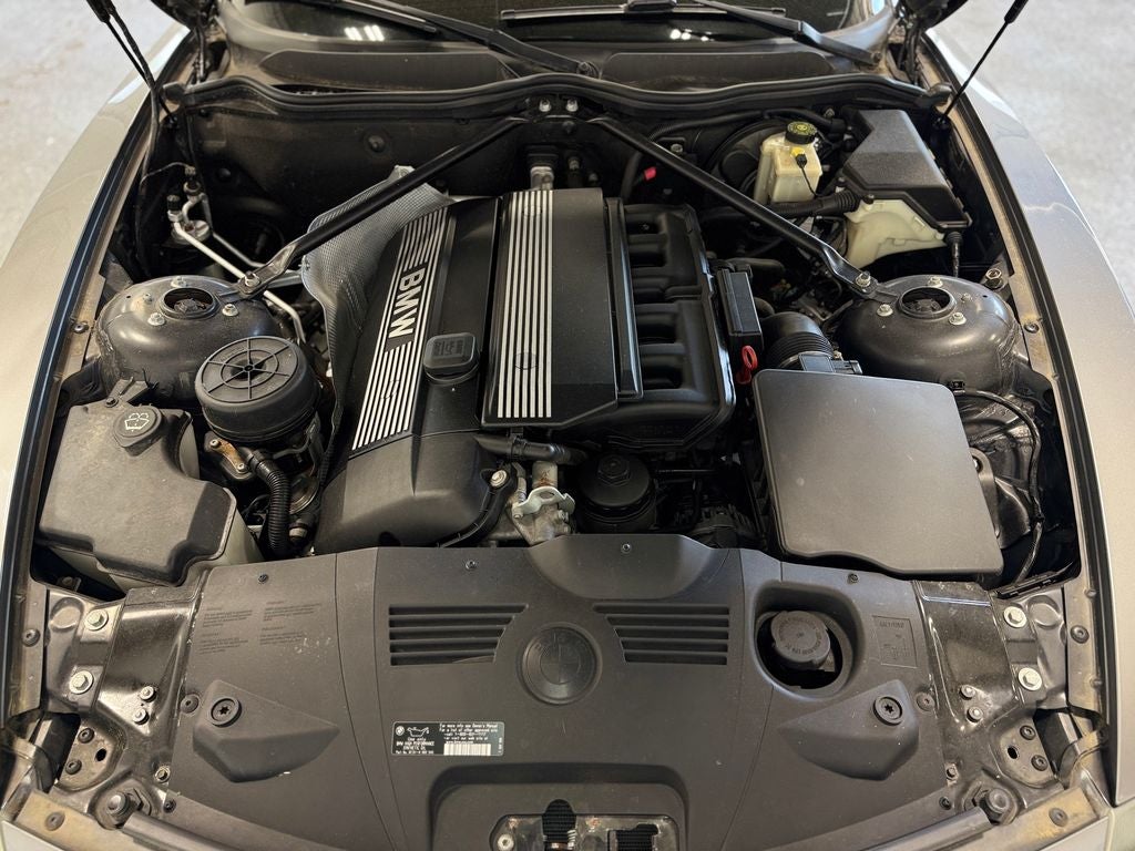 2005 BMW Z4 2.5i