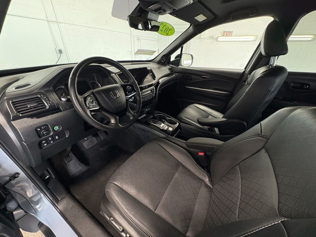 2022 Honda Passport Elite Power moonroof