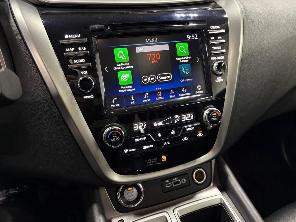 2024 Nissan Murano SL Power moonroof & Navigation System