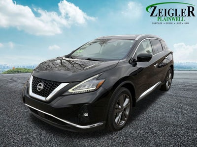 2023 Nissan Murano Platinum Power moonroof & Navigation System
