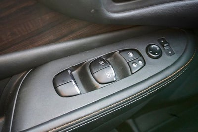 2023 Nissan Murano Platinum Power moonroof & Navigation System