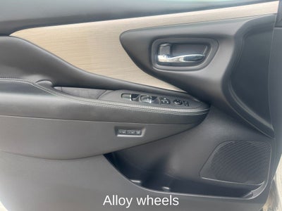 2017 Nissan Murano SL Panoramic Moonroof